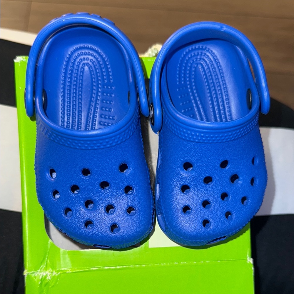 CROCS Blue Water Shoes with Ventilation and Clog Design